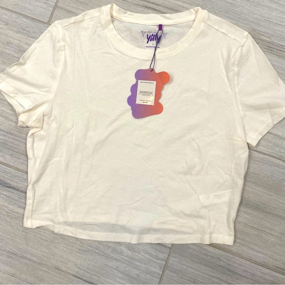 Yitty Crop T-Shirt